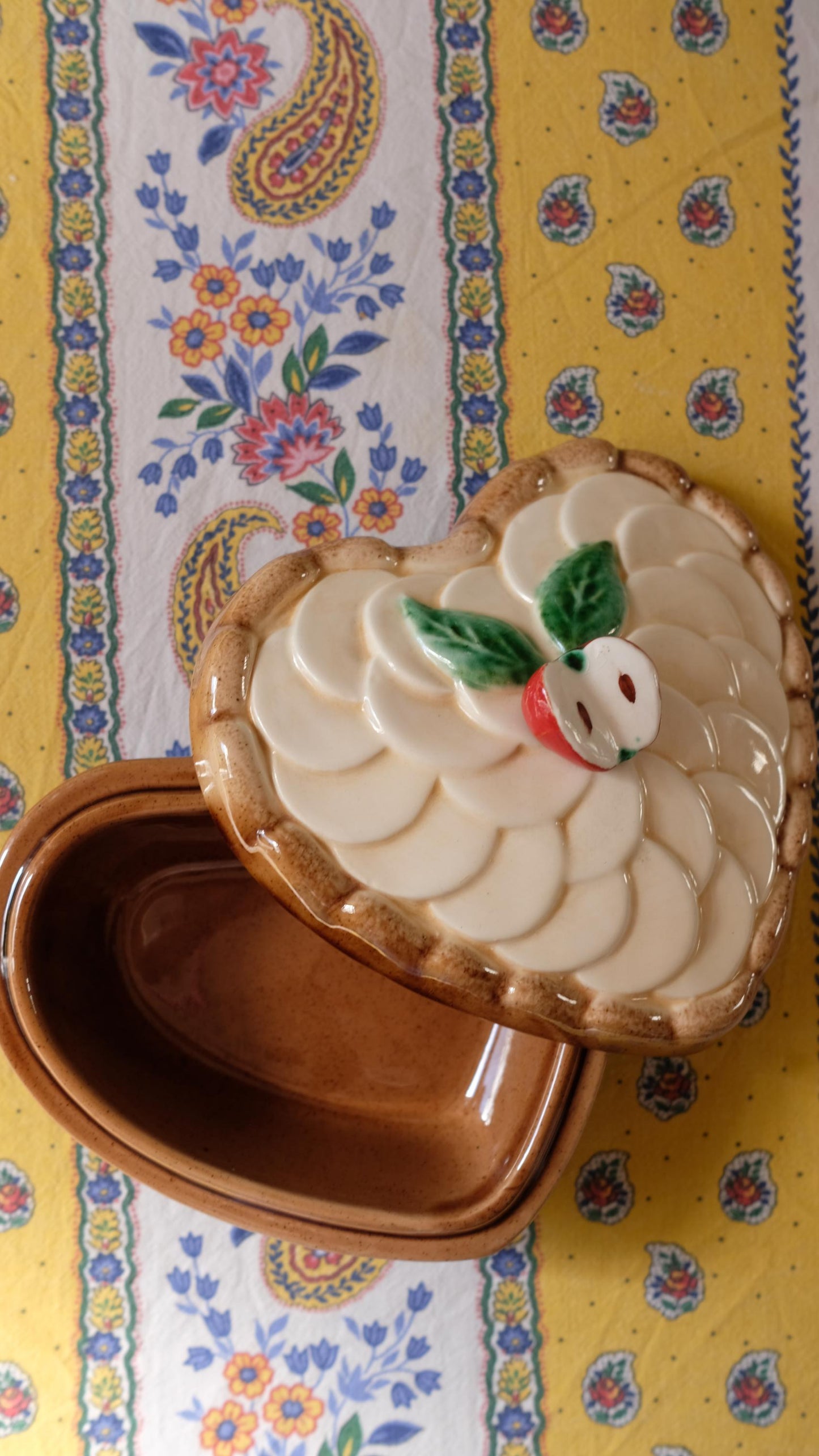 Boîte vintage en forme de tarte