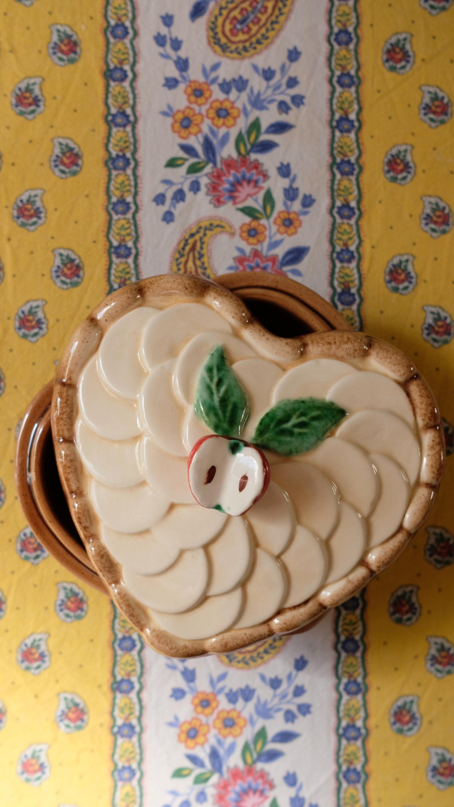 Boîte vintage en forme de tarte