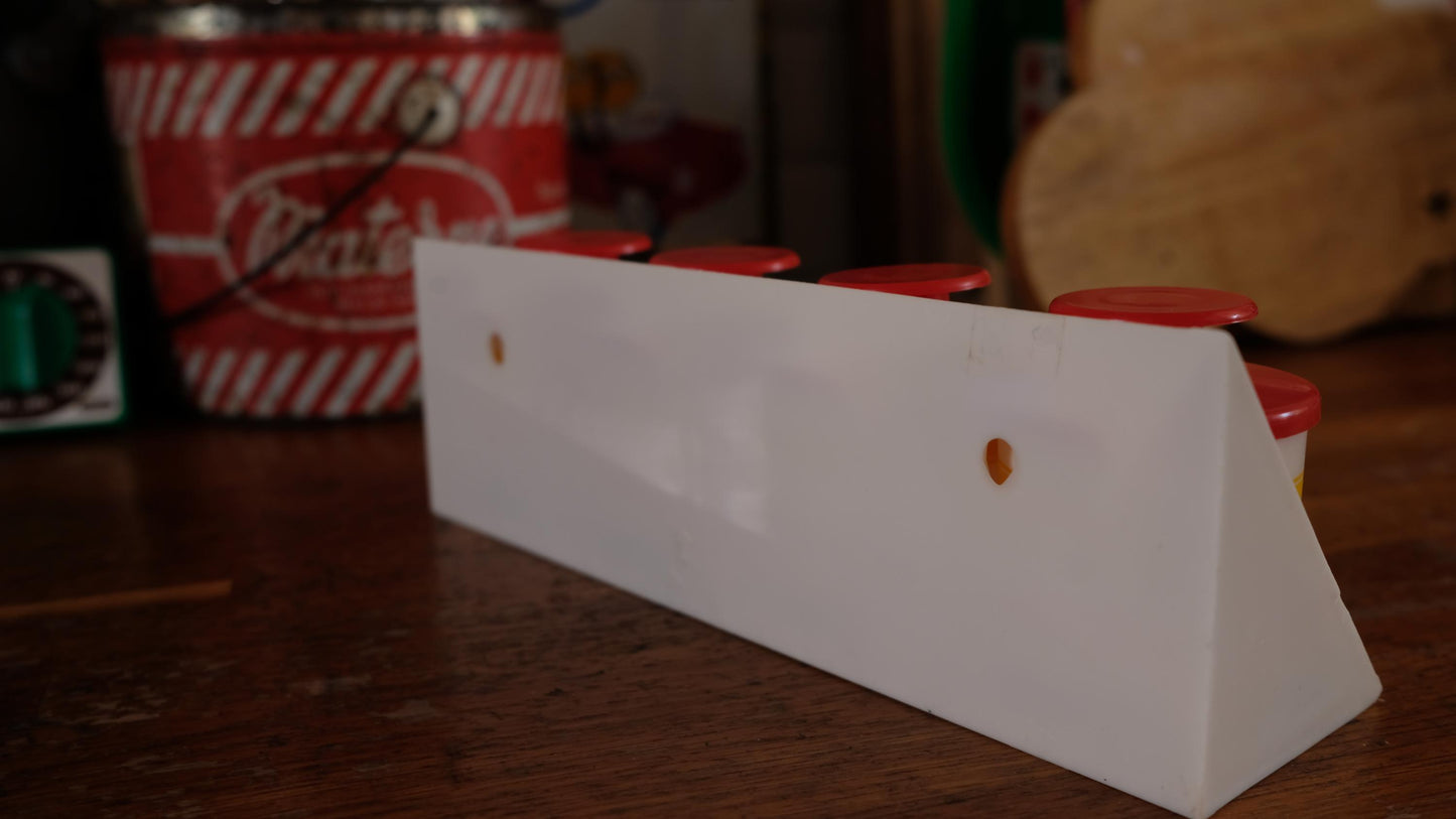 Etagère et pots à épices vintage en plastique