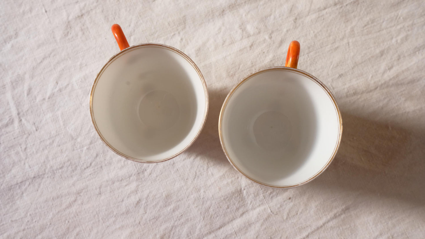 Lot de deux tasses prénoms vintage en porcelaine