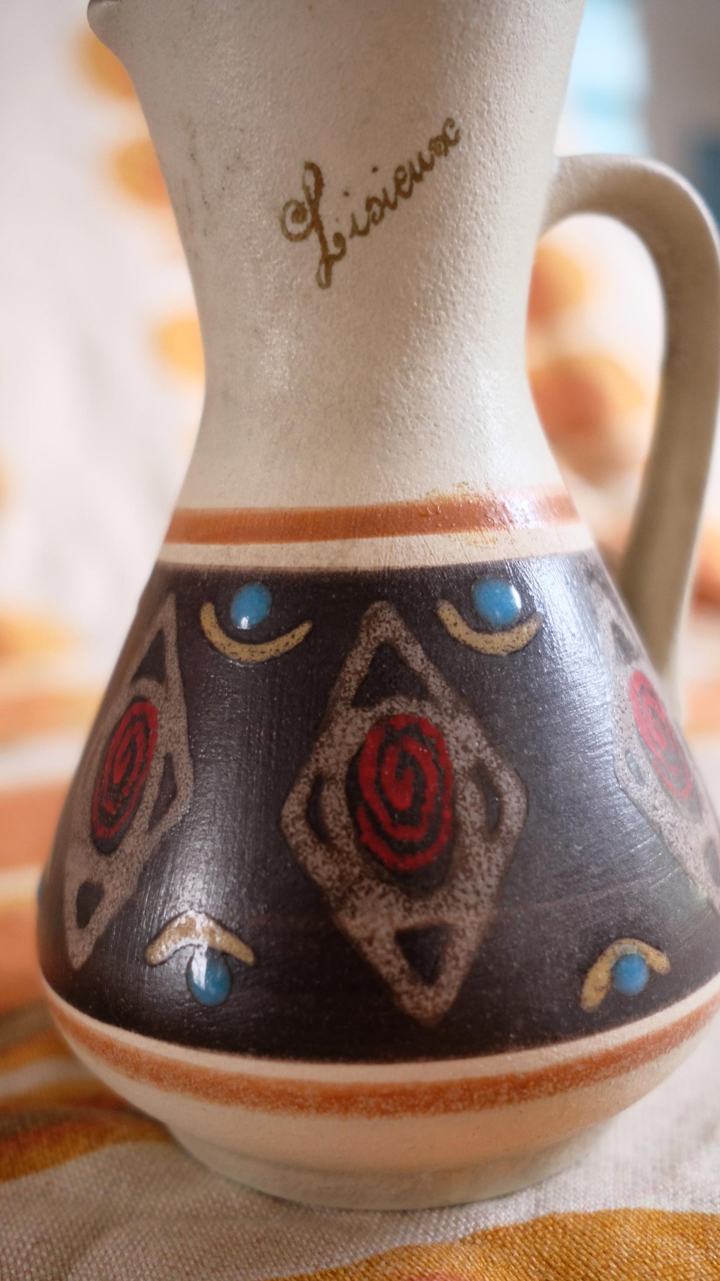 Vase numéro 219 souvenir de Lisieux vintage made in West Germany