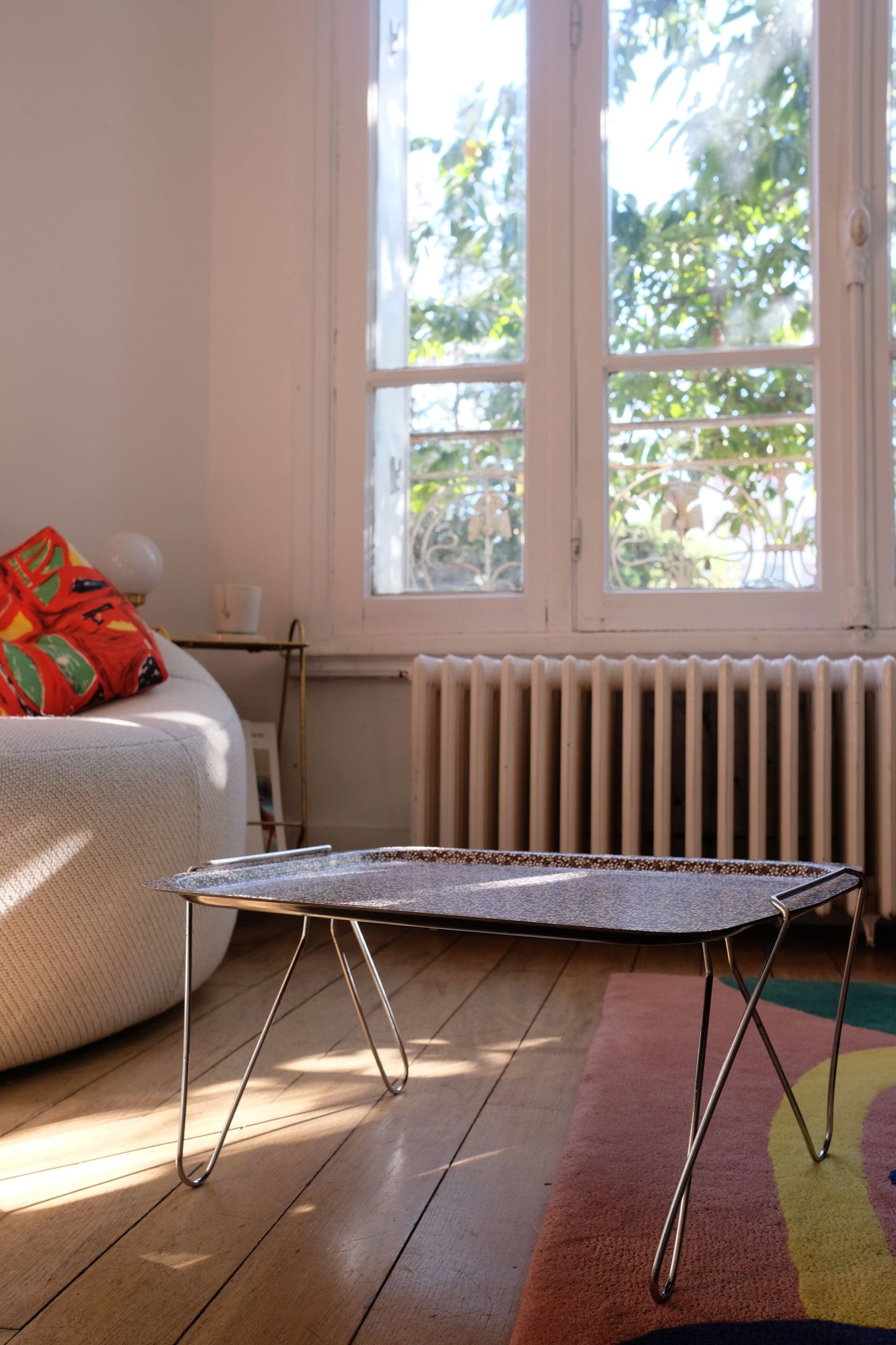 Plateau en mélaminé avec pieds amovibles