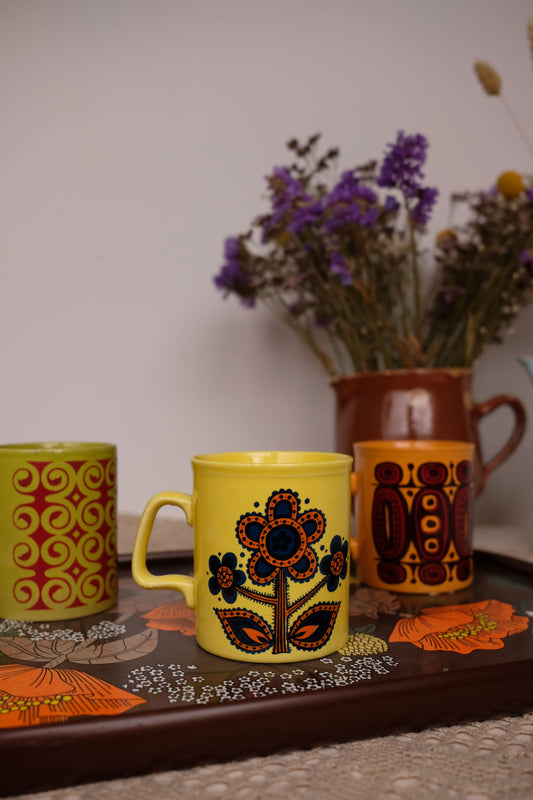 Lot de trois mugs