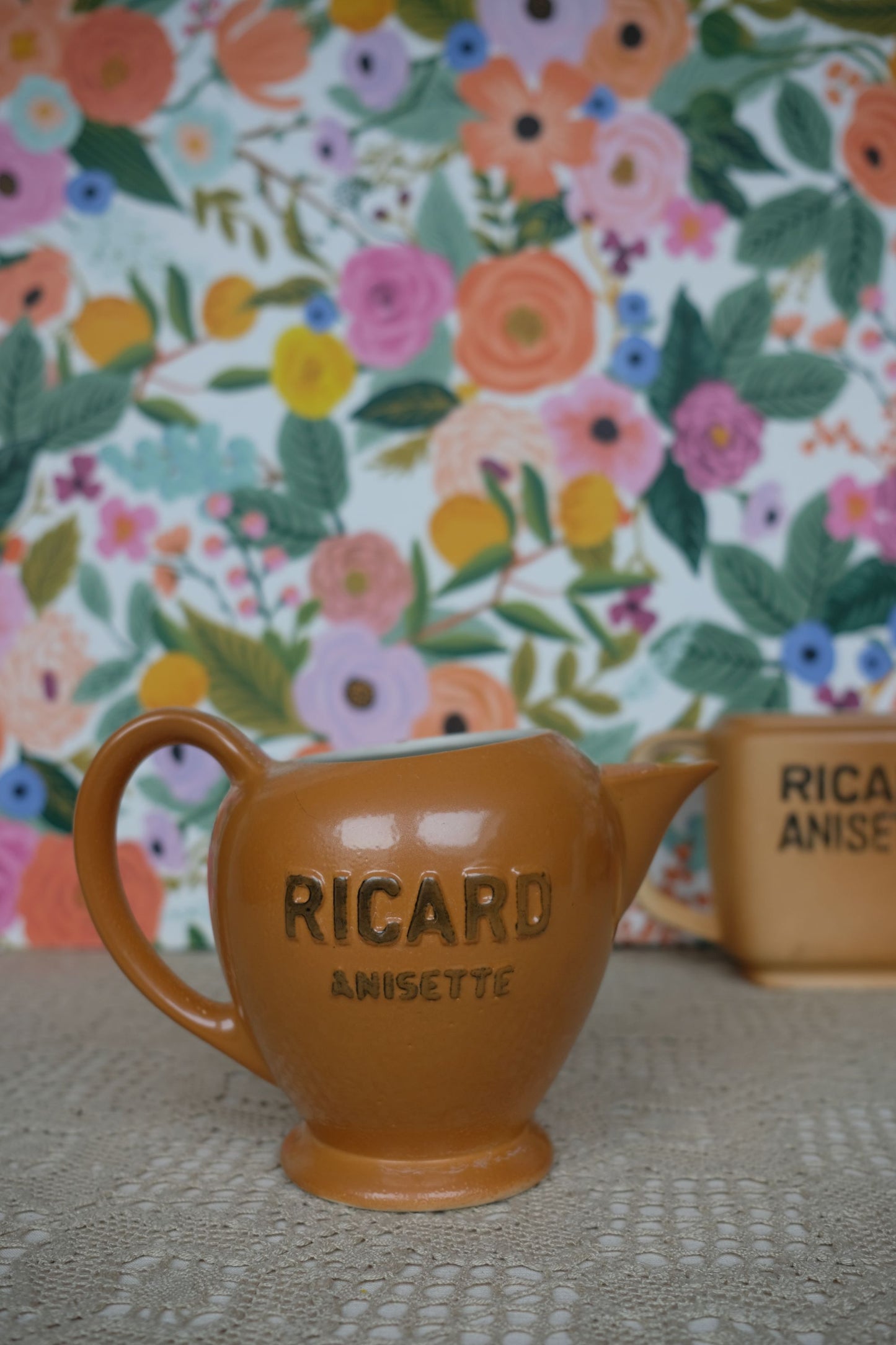 Pichet en grès Ricard